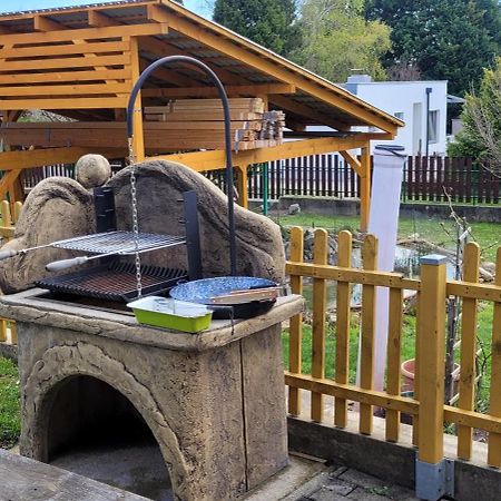 Krisztian Apartmanhaz Vonyarcvashegy Exteriér fotografie