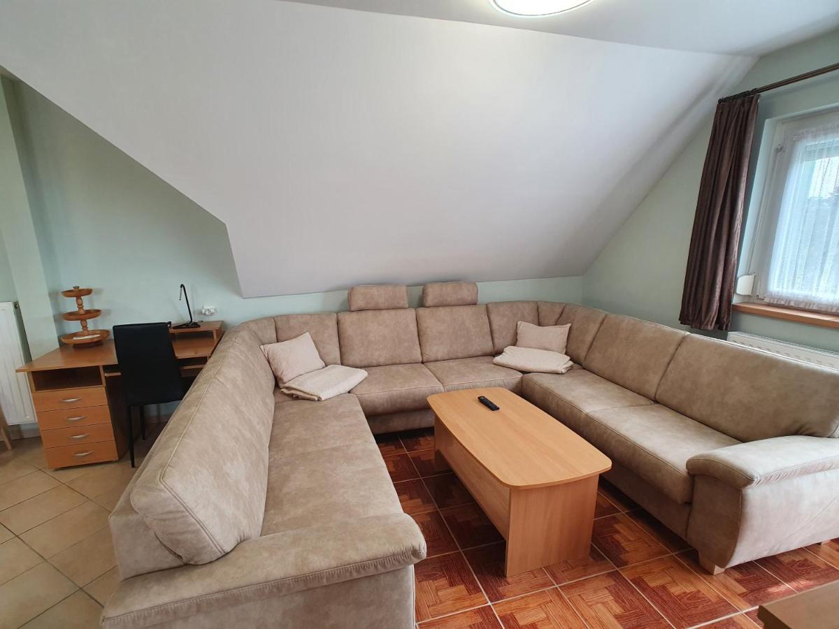Krisztian Apartmanhaz Vonyarcvashegy Exteriér fotografie