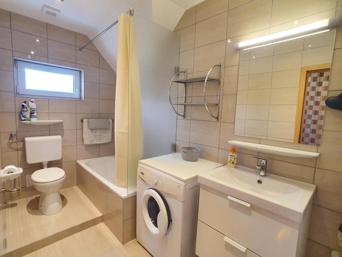 Krisztian Apartmanhaz Vonyarcvashegy Exteriér fotografie