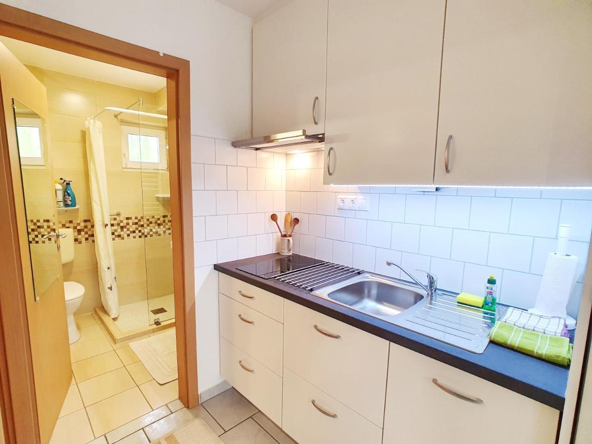 Krisztian Apartmanhaz Vonyarcvashegy Exteriér fotografie