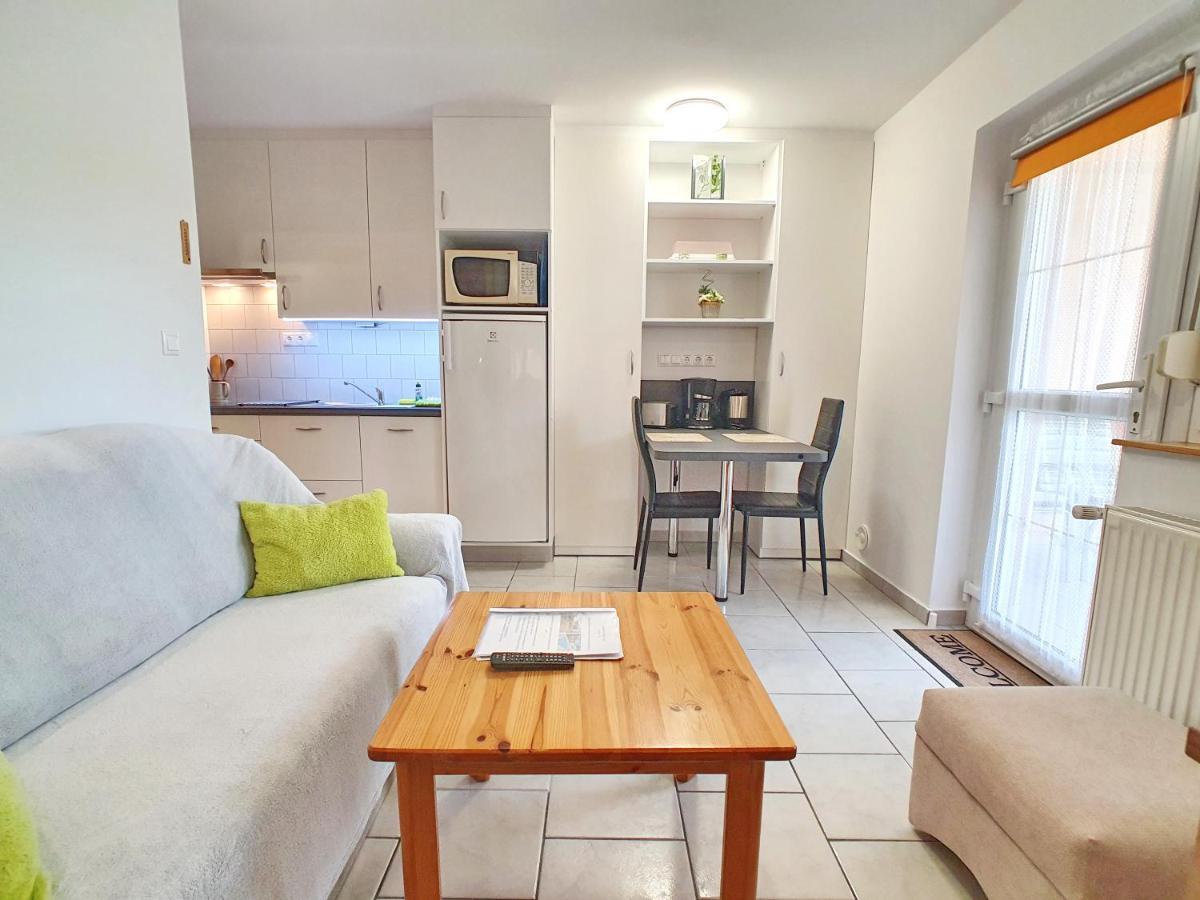 Krisztian Apartmanhaz Vonyarcvashegy Exteriér fotografie