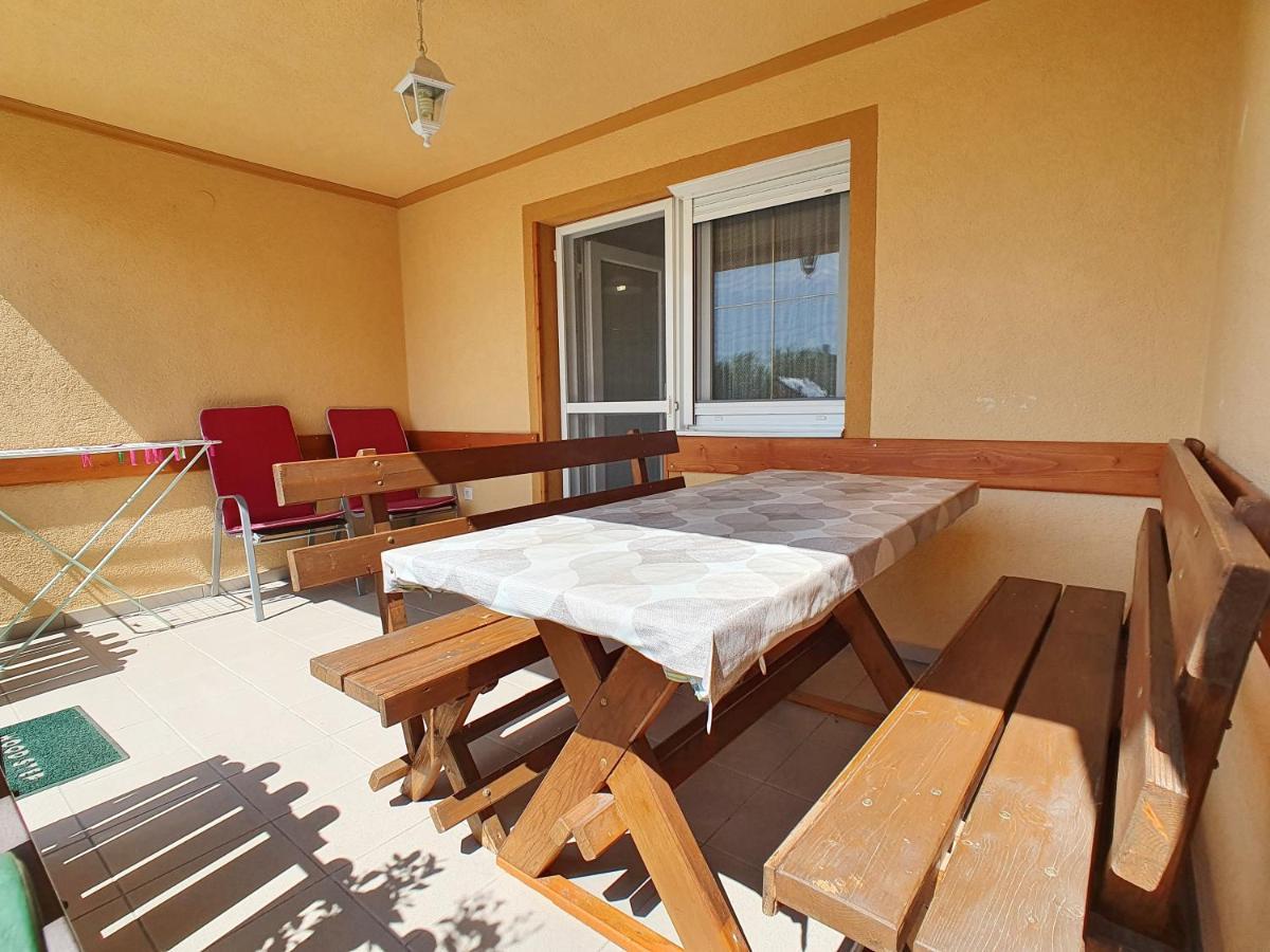 Krisztian Apartmanhaz Vonyarcvashegy Exteriér fotografie