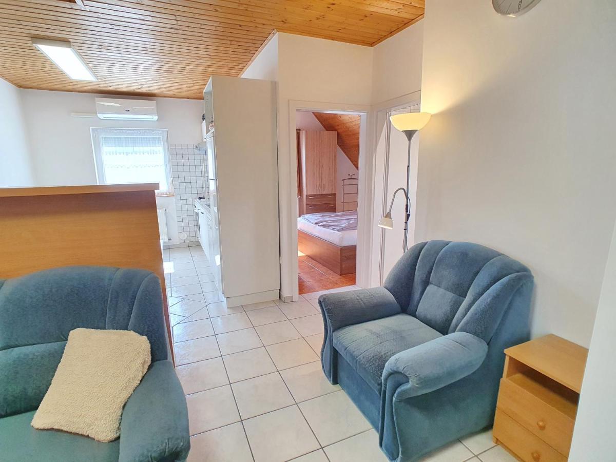 Krisztian Apartmanhaz Vonyarcvashegy Exteriér fotografie